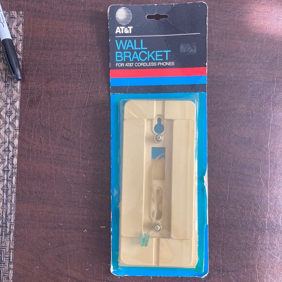 VINTAGE AT&T Wall Bracket for AT&T Cordless Phones - Picture 1 of 2